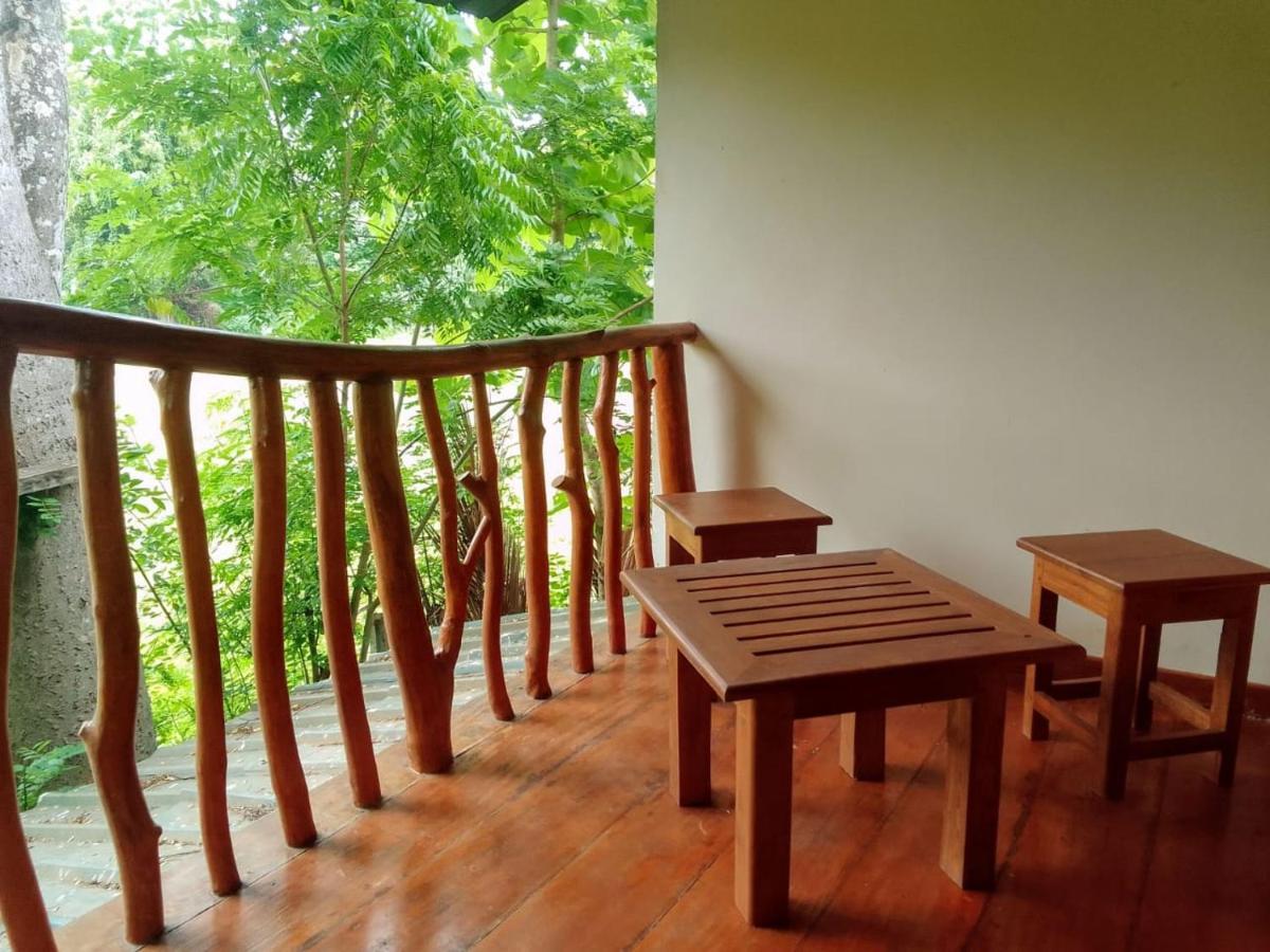 Thought Blooming Hotel Udawalawe Luaran gambar
