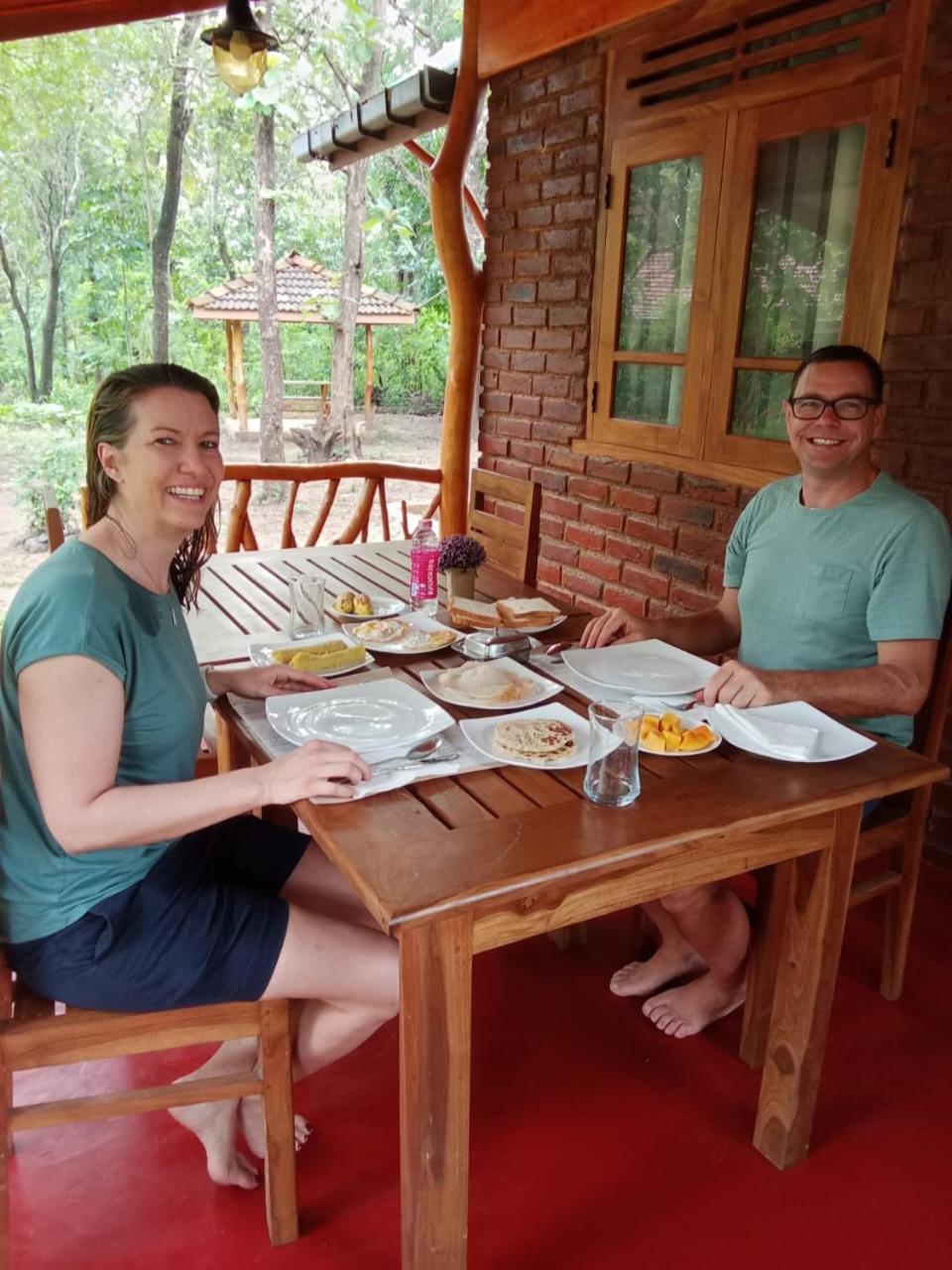 Thought Blooming Hotel Udawalawe Luaran gambar