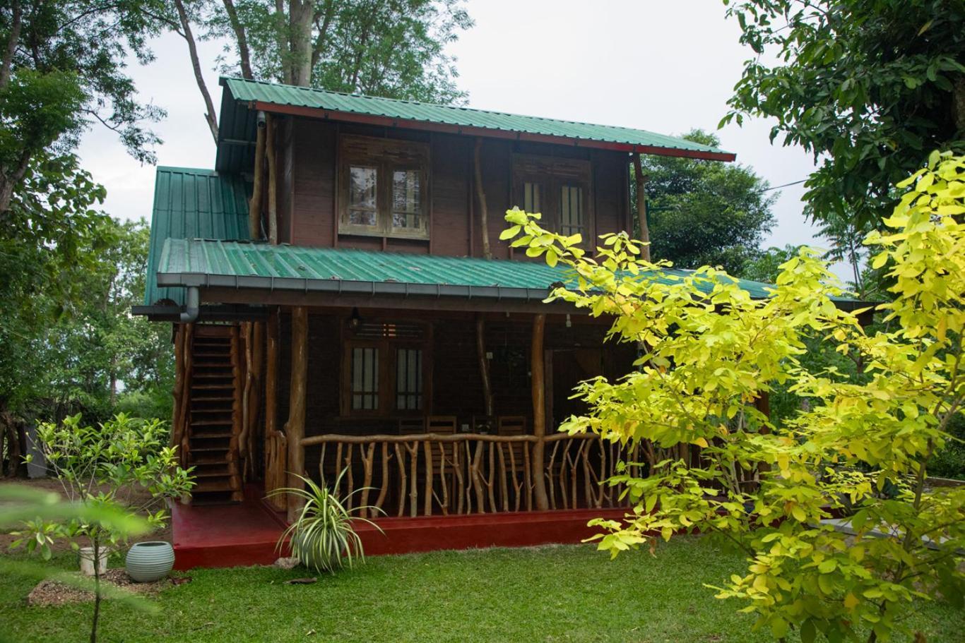 Thought Blooming Hotel Udawalawe Luaran gambar