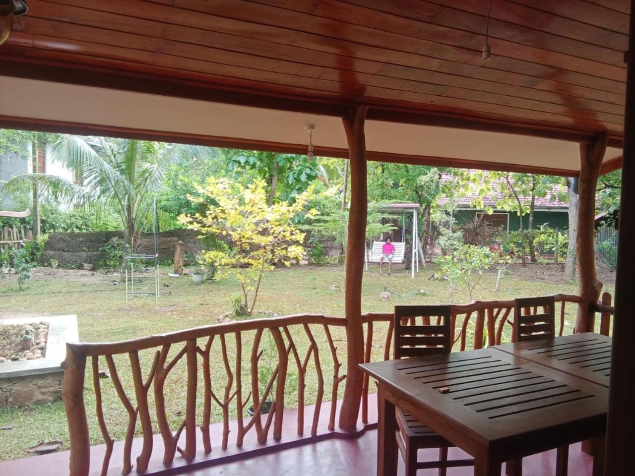 Thought Blooming Hotel Udawalawe Luaran gambar